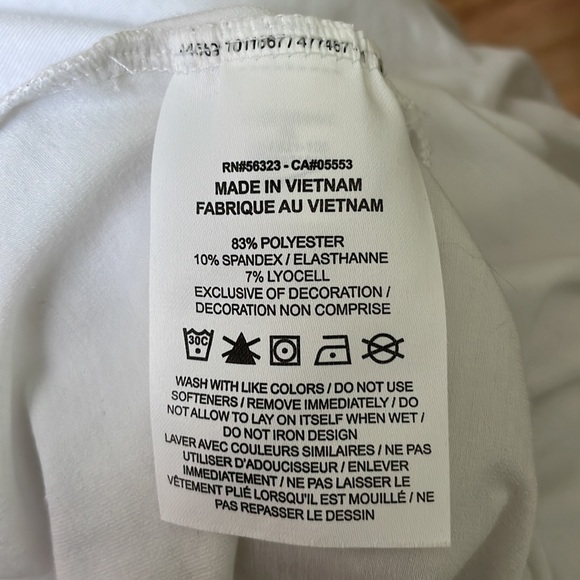 Nike Women's Dri-FIT One Luxe Twist Short Sleeve Shirt - Picture 5 of 5